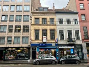 Un immeuble de rapport commerce & habitation avec rendement