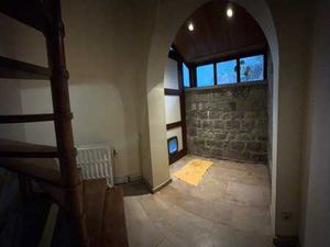 appartement 1 chambre avec grand salon & jardin