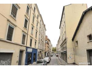 Local 93 m² Lyon
