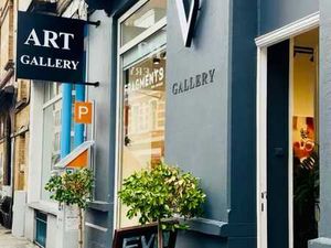 Espace de travail à louer en partenariat avec V Gallery