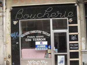 Local 72 m² Grenoble