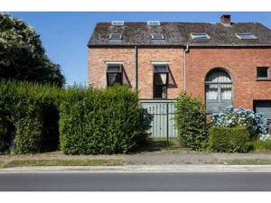 Maison iconique de Jo Crepain à Kalmthout