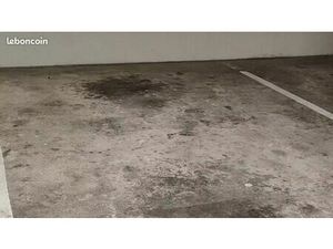 Place de parking sécurisée à Gagny