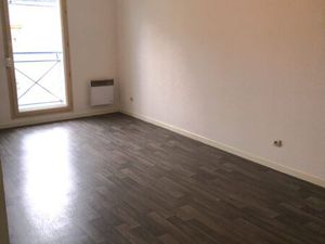 Location appartement 3 pièces 45 m² à Le Mans (72000)