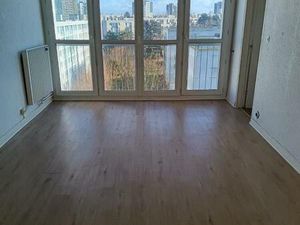 Location appartement 3 pièces 69 m² à Le Havre (76600)