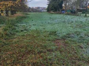 Terrain constructible  idéal pour passionnés d'animaux  proc