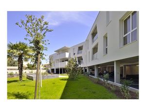 T2 idéalement situé avec belle terrasse et parking - LA TESTE