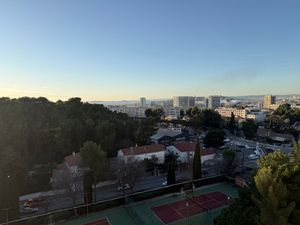 TYPE 3 LA ROUVIERE 13009