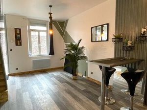 Maison à louer sur 3 niveaux à Saint Quentin