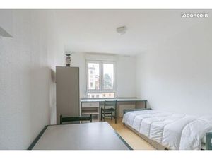Lyon 4 - Face Parc Tête d'Or - Studio 16 m2 Meublé