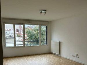 Location appartement 3 pièces 66 m² à Ivry-sur-Seine (94200)