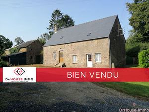 A 8 mn de GORRON env  fermette avec dépendances et 3700 m2 de terrain env