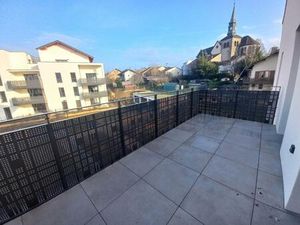T2 neuf avec balcon et parking à SCIEZ