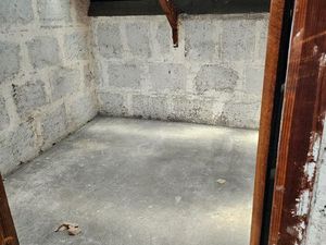 Cave 9 m² à louer – 4ᵉ étage avec ascenseur – Centre-ville Caen