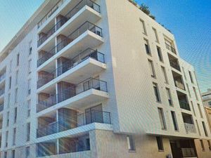 Parking aux Catalans - 1 Rue Charras