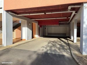 ?️ Place de parking sécurisée – Gare et centre-ville SQY / Guyancourt