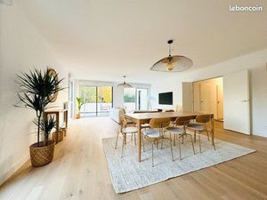 Superbe appartement 139m² - 3 chambres - Meublé- Terrasse sud - Double Garage