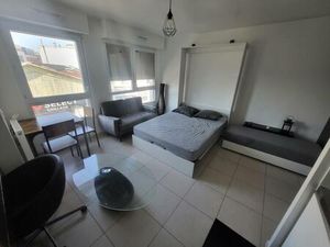 Location appartement 1 pièce 28 m² à Asnières-sur-Seine (92600)