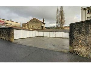 Location stationnement  m² T- à Aurillac  55 €