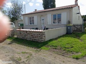 Maison dans hameau grosbreuil