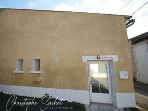 Maison à Mauzé sur le Mignon  deux chambres