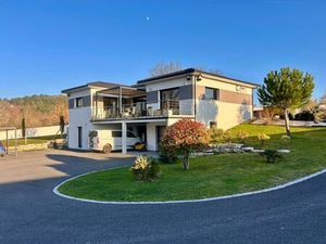 Rare à la vente  superbe maison de 2019 avec prestations haut de gamme  à TRELISSAC