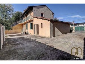 Immeuble 212 m² Vaulx-en-Velin