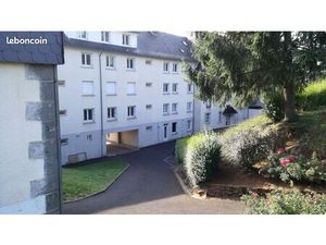 Appartement 5 pièces en duplex à Mauriac