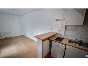 Location Appartement 2 pièces à Rouen St Sever (76000) : à louer 2 pièces / 30m² Rouen St 