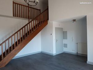 Appartement T2 en duplex Centre Bourg de Péage