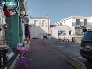 Place de stationnement St Gilles croix de vie port