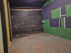 Local atelier box containeur reserve garage