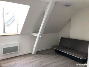 Loue studio plein centre Ligueil