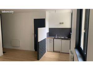 Studio 27m² rénové – Calme  Vue rivière  Parking