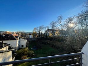 Besançon ST-CLAUDE : Appartement T4 DUPLEX avec TERRASSE  CAVE et 2 STATIONNEMENTS.