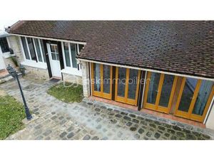 Duplex T2 de 73m² (55m² carrez) centre d’Etampes (Tour penchée)