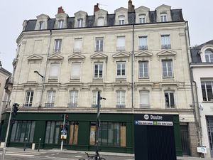ANGERS DOUTRE APPARTEMENT 2 PIECES de 48 m2