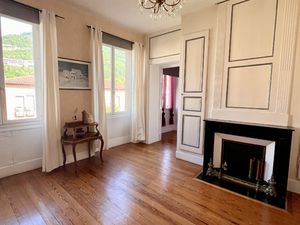 RARE Appartement de charme de 123 m2 au coeur du quartier N