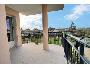 Vente appartement 5 pièces  103.95m²  Maurepas