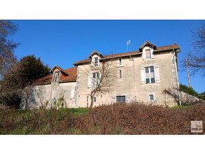 Propriété 22 ha  2 maisons  étang  ruisseau  sources