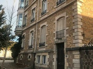 QUAI DE SAÔNE   T1 original  26 m2  Rdc