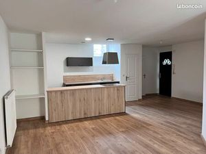 Loue appartement 3 pièces proche centre ville Valence