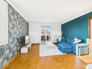 A vendre à Arpajon Sur Cère  sur terrain clos et arboré de 680 m²  maison de type 5 avec g