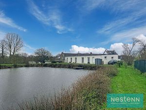 Maison contemporaine à vendre à Plaintel - 5 pièces  4 chambres