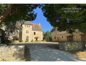 Maison de maître Sarlat La Caneda 9 pièce(s) 245 m2