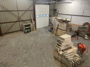 Location local d'activités CHAMPLAN 582 m²