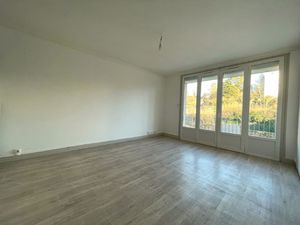 Location Appartement 3 pièces 55m² RODEZ 12000
