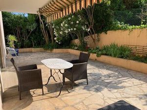 Location appartement 3 pièces 100 m² à Saint-Laurent-du-Var (06700)