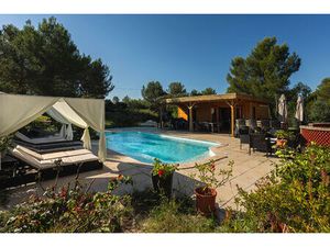 Vente maison 10 pièces 213 m² Les Pennes-Mirabeau (13170)