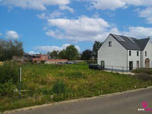 Bouwgrond van 10 a  OB vlakbij kinderboerderij Kiewit!